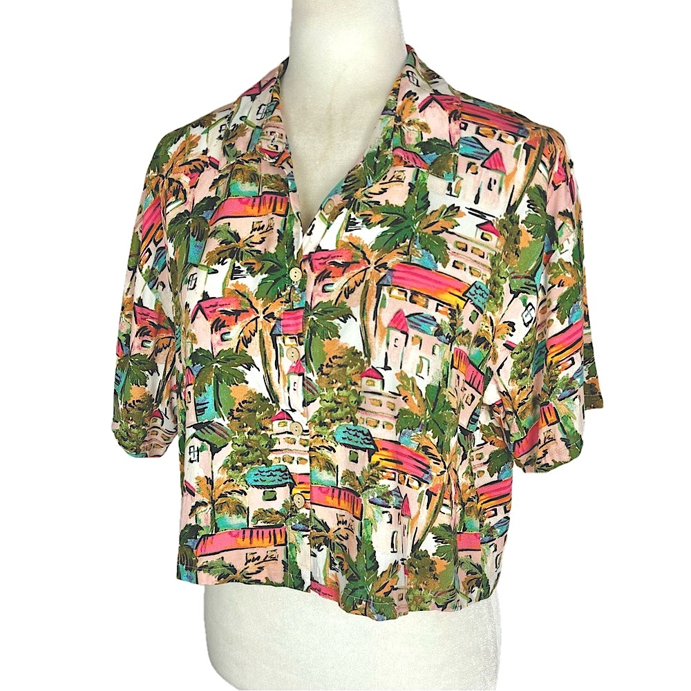 Forever 21 seaside town shirt